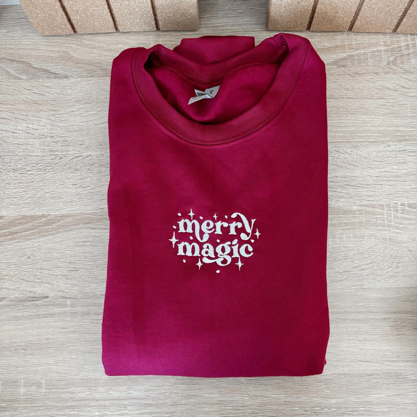 MERRY MAGIC Serif Burgundy Embroidered Christmas Crewneck Sweatshirt