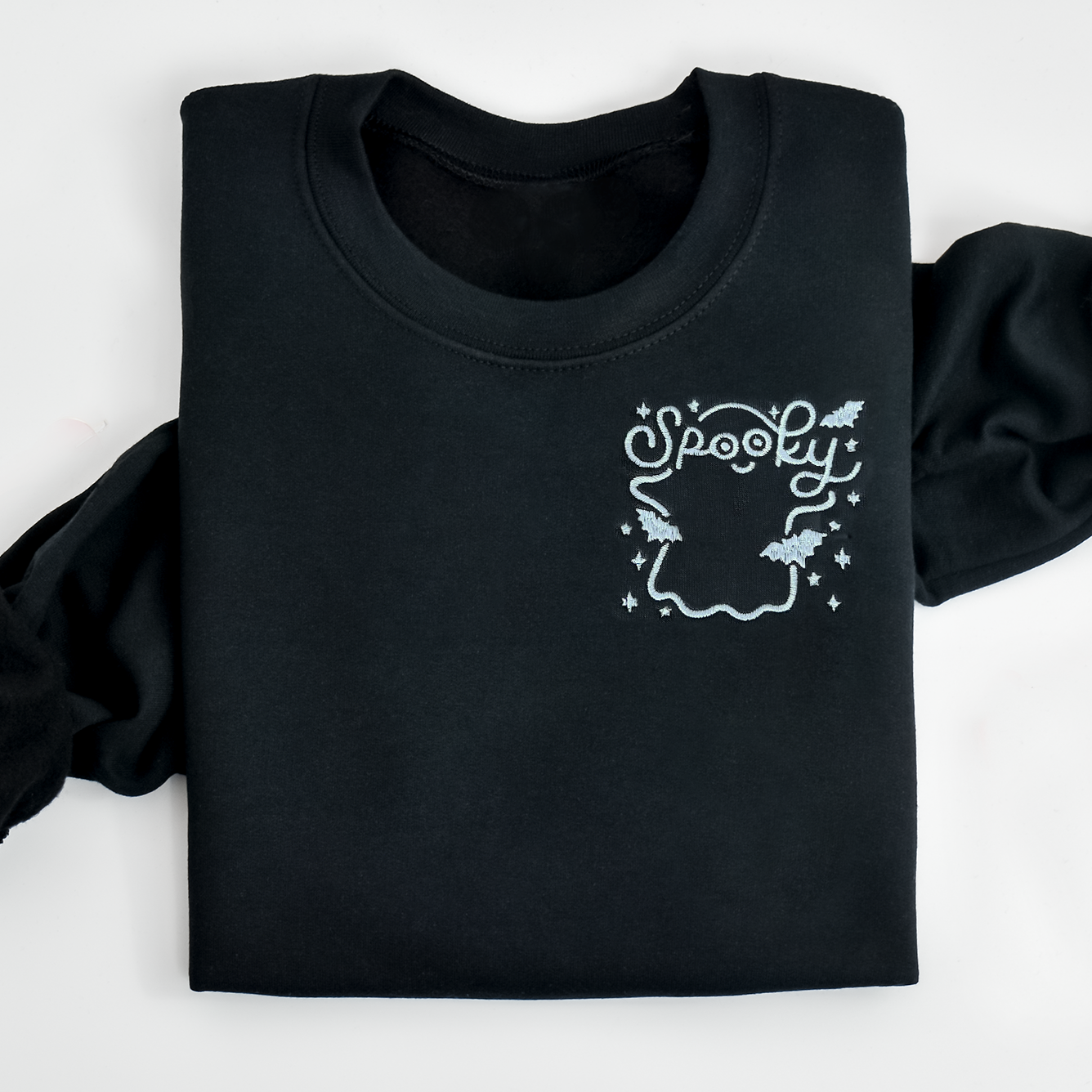 SPOOKY GHOST Embroidered Black Cropped Crewneck Sweatshirt