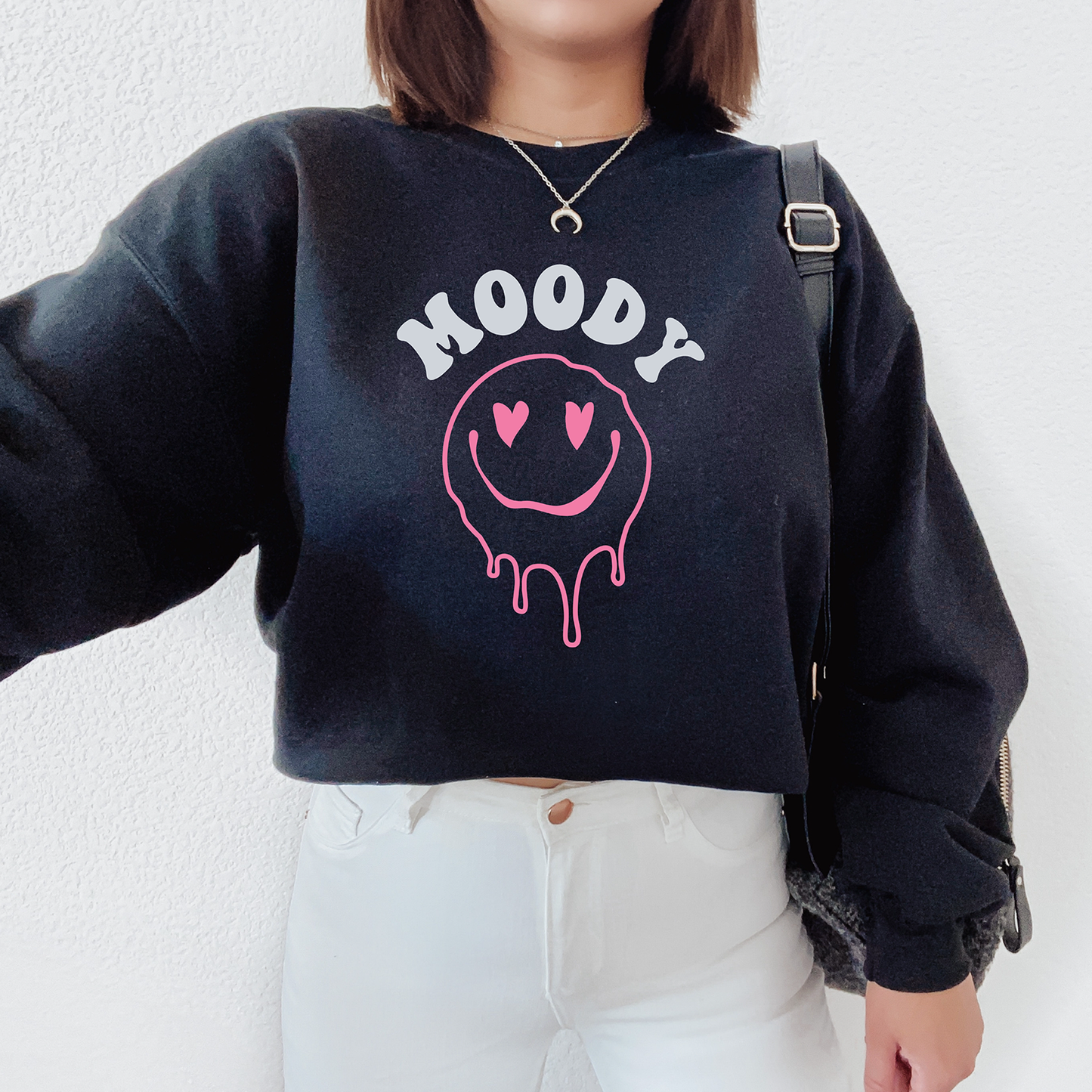 MOODY SMILE Black Cropped Crewneck Sweatshirt